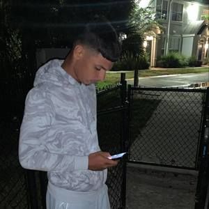 Meet your Posher, Samuel